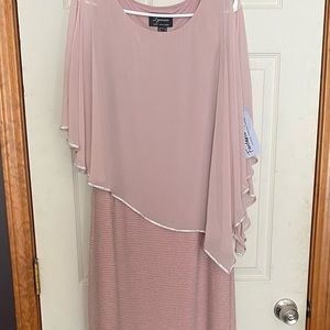 Floor length soft pink dress... by Frank Lyman